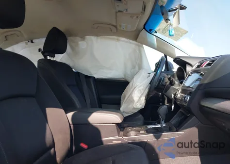 2017 Subaru Legacy 2.5I Premium из США, поврежденный, VIN 4S3BNAC64H3058798